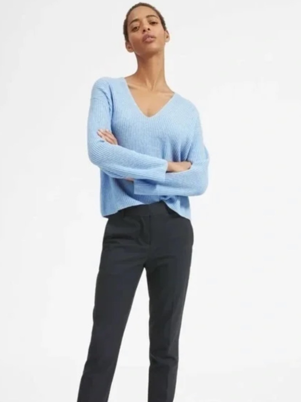 EUC Everlane 100% Cashmere Ribbed V-Neck Cropped Sweater in Cream, S - Picture 5 of 16
